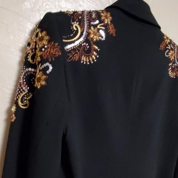 PETER NYGARD JEWELED BLAZER - Picture 6 of 7